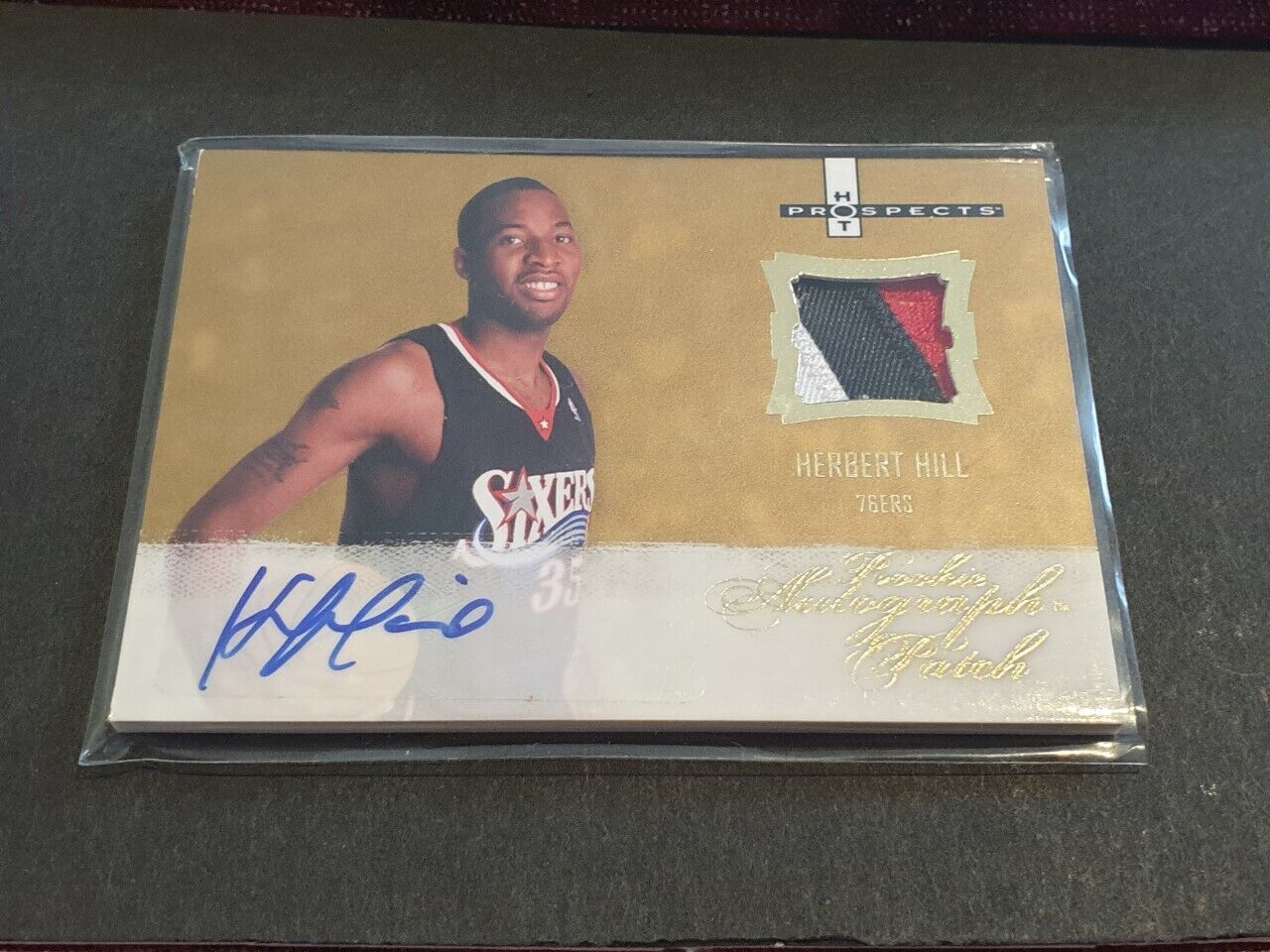 2007-08 Hot Prospects Rookie Autograph Patch Herbert Hill 3 colo