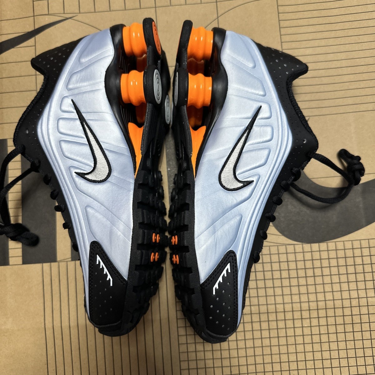 Wmns 6 Nike Shox R4 Blue Tint Orange Metallic Silver AR3565-401 No