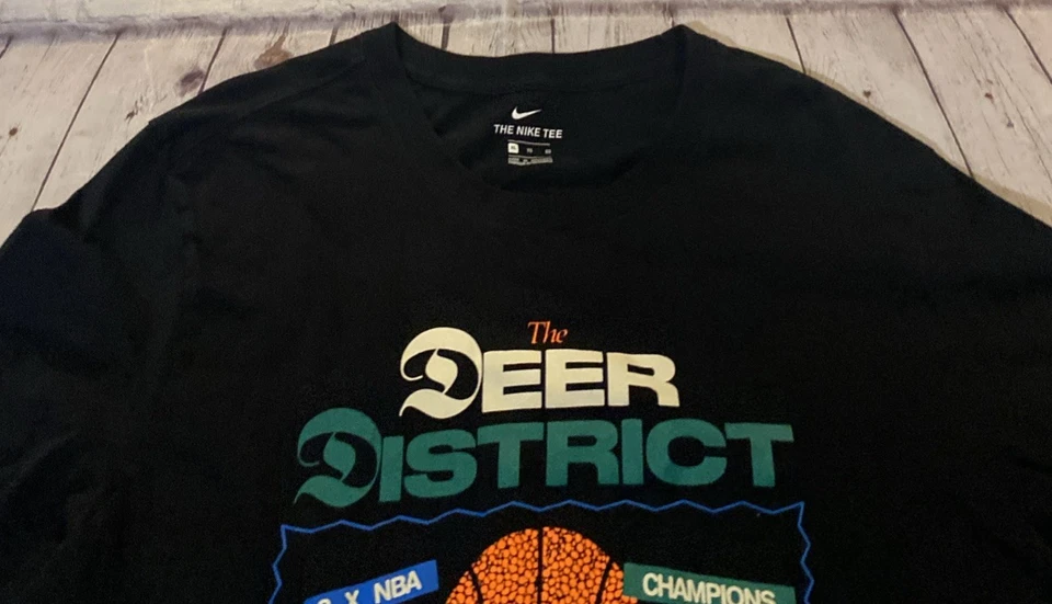 Milwaukee Bucks NBA Nike Size XL Long Sleeve Black Shirt Deer District 414 - Image 4 of 4