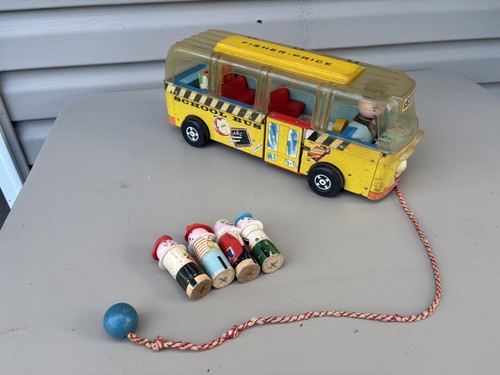 Vintage 1959 Fisher Price Safety School Bus #983, Wooden Body, People