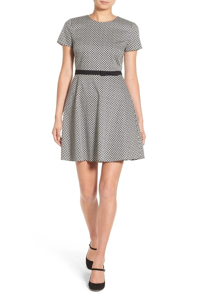 Cece 157297 女式 Trellis Link 皮带细节修身喇叭裙黑色尺寸 12 — 第 2/3 张图片