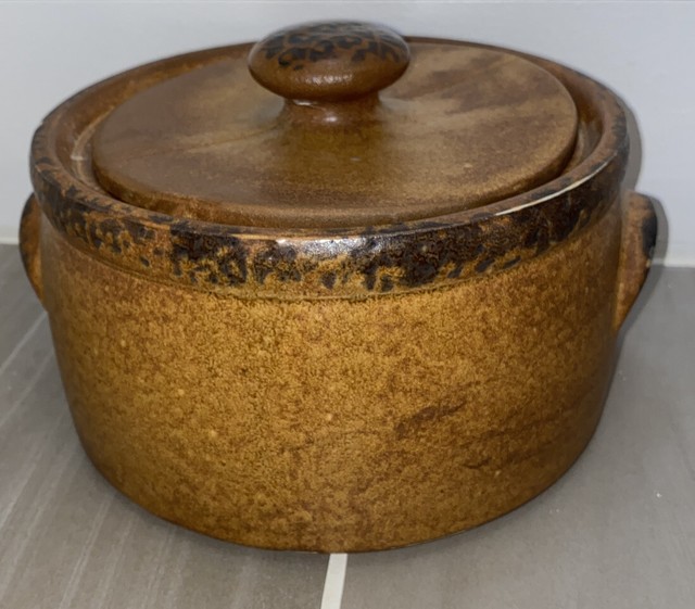 McCoy Canyon Mesa 1421 Crock Stoneware Chili Bean Pot w/ Lid Casserole