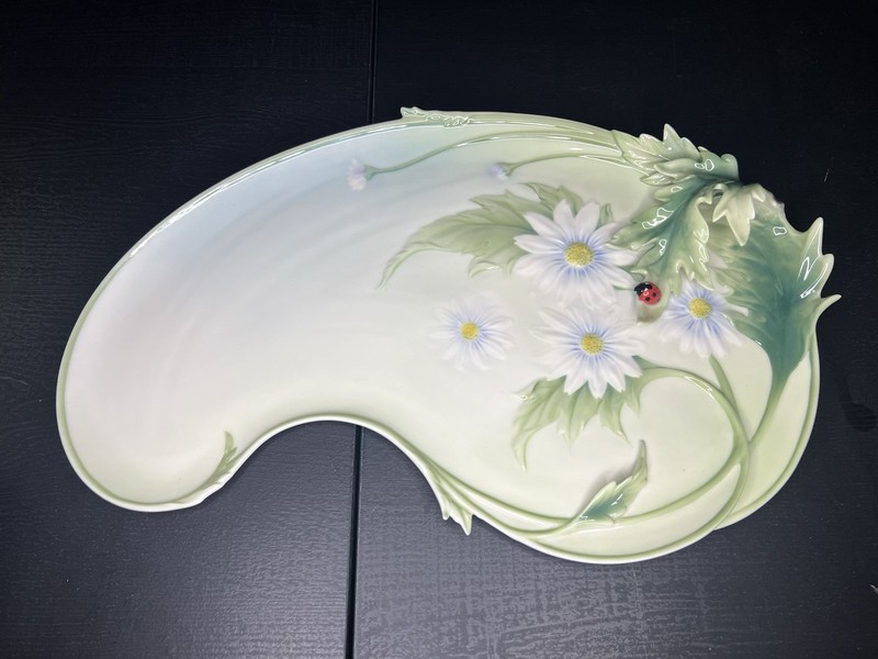 Franz Porcelain: Ladybug Design Sculptured Porcelain Platter. FZ00402