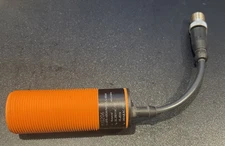 IFM KI0206 Capacitive Proximity Sensor, M30, 15mm, 20–250VAC/DC, New