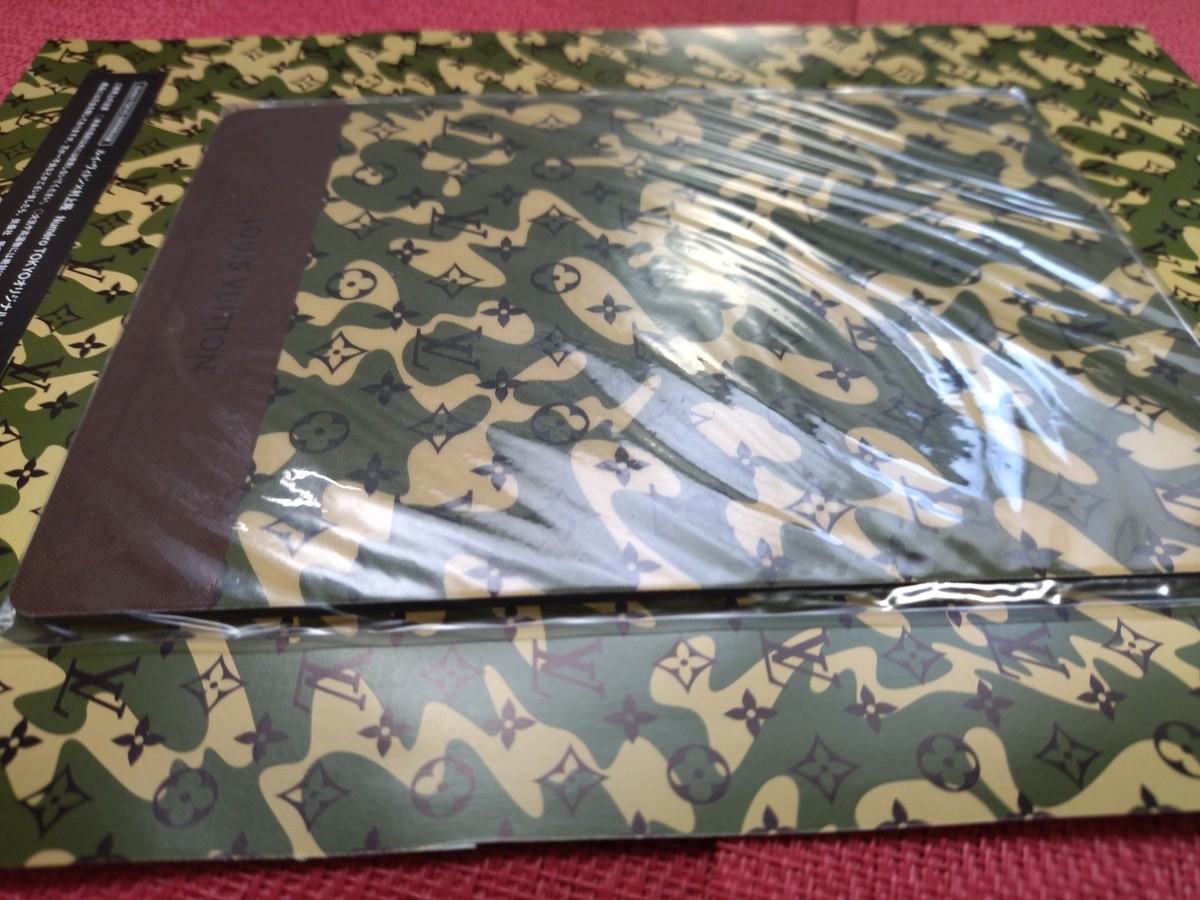 Louis Vuitton x Takashi Murakami Mouse Pad Monogramouflage Numero