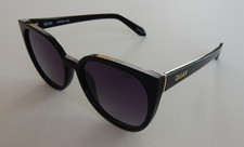 Quay Polarized Sunglasses 57 18 148 Staycation 143 125