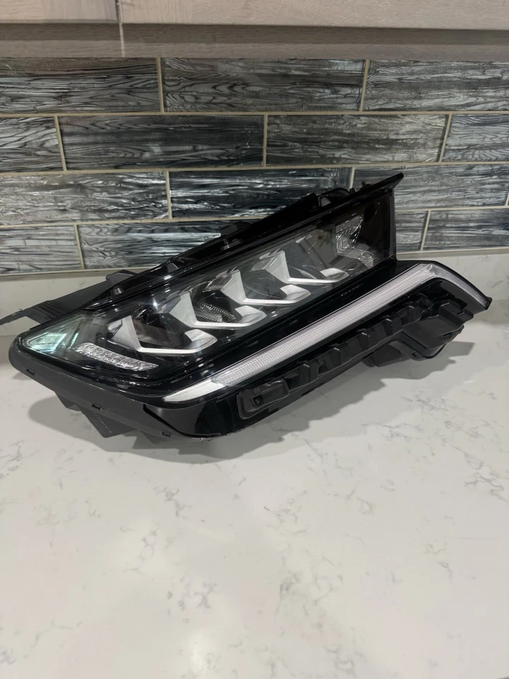 Faro derecho pasajero Kia Sorento 2021 2022 2023 LED completo OEM Foto 2 de 4