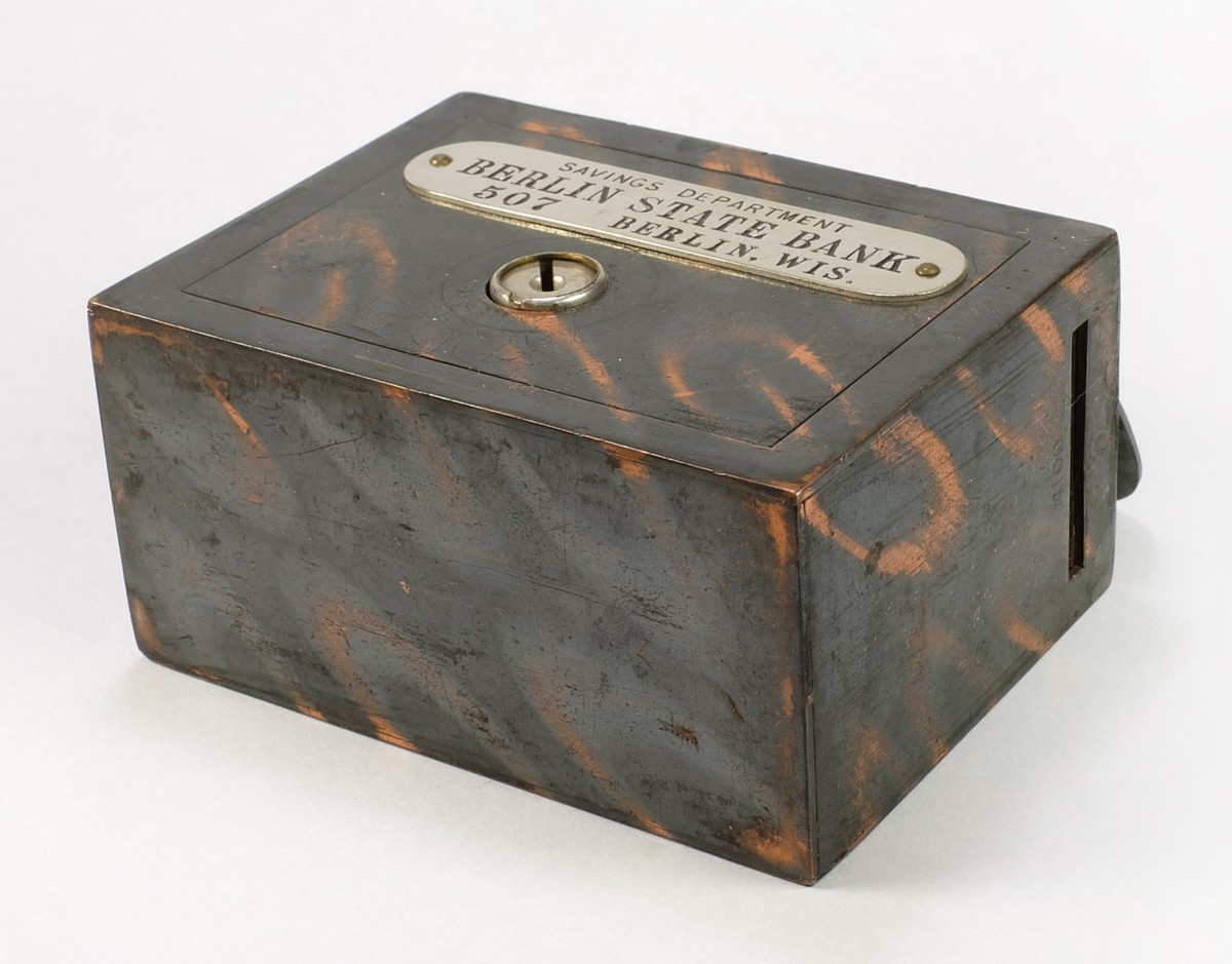 1915-1920 Berlin State Bank Wisconsin Lockbox Style Antique Toy