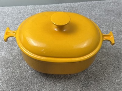 Le Creuset Enzo Mari La Mama 21 Cast Iron with Lid Yellow Orange Dutch Oven 70 s