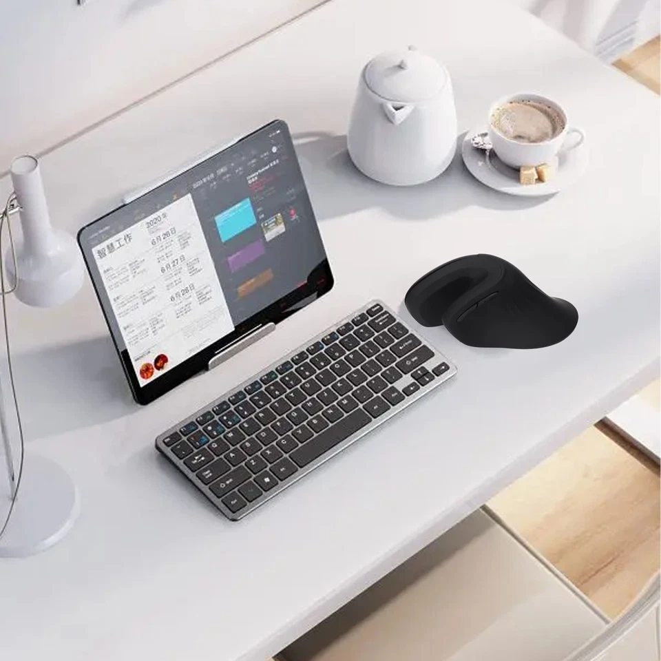 2.4GHz Wireless Vertical Mouse Ergonomic Rechargeable 3200DPI Wireless Mouse BEA - Image 3 of 4