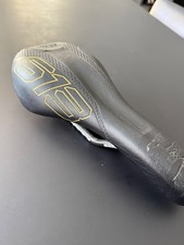 Sqlab 613 Carbon Triathlon Saddle - Weight 175 Gr - 12 Cm Sqlab 613 Carbon Triathlon Saddle - Weight 175 Gr - 12 Cm