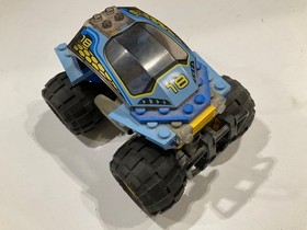 LEGO Racers 4585, Nitro Pulverizer with pull-back motor