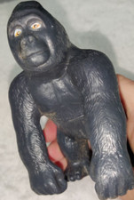 Learning Resources 5 Gorilla PVC Toy Figure E...