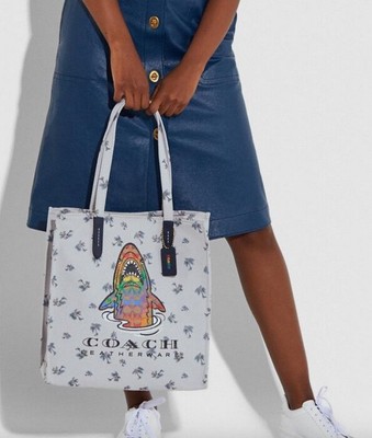tote with rainbow signature uni