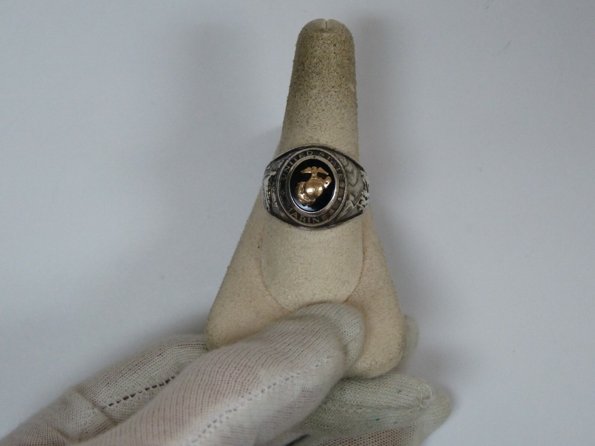 CREST CRAFT STERLING SILVER MARINES TUN TAVERN IWO JIMA RING CREST CRAFT STERLING SILVER MARINES TUN TAVERN IWO JIMA RING