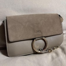Mini borsa a tracolla originale Chloe Faye in pelle scamosciata con anello in...