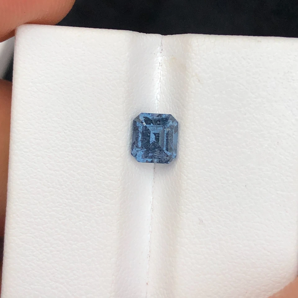 Natural Blue Spinel Loose Gemstone in Emerald Cut- 1.55 Carats - Image 3 of 4