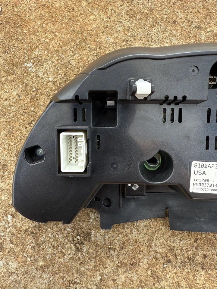 2006-2007 三菱 Eclipse 速度计仪表盘原始设备制造商 — 第 4/4 张图片