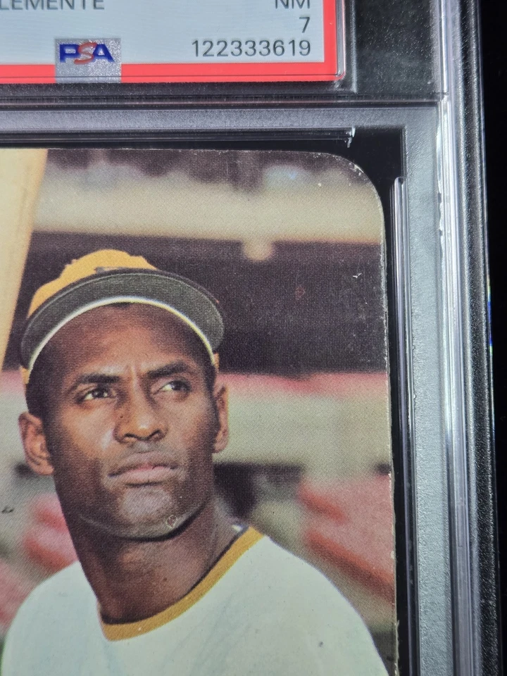 1971 Topps Super #37 Roberto Clemente Pirates PSA 7 Graded Baseball Card Pirates - Image 4 of 4