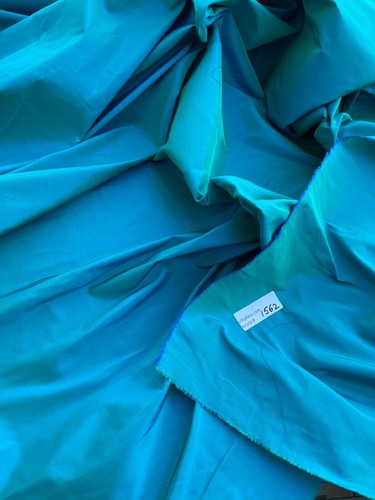 FABULOUS QUALITY SILK TAFFETA IRIDESCENT - MERMAID!!! - Picture 2 of 4