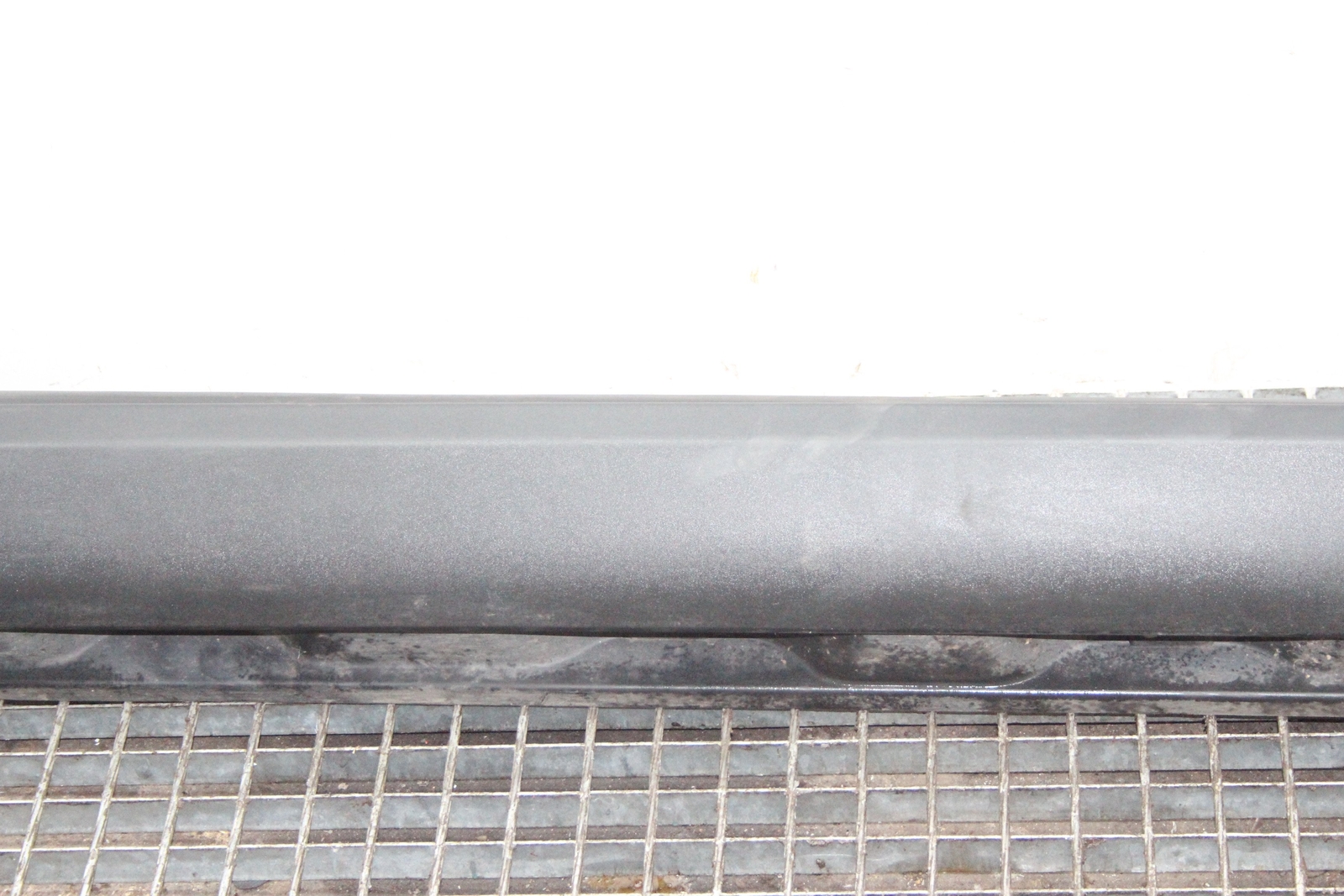 VOLVO XC70 MK2 II Right Side Sideskirt 30763663 2.4 Diesel 158kw  