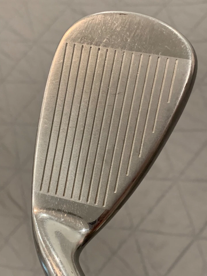 SNAKE EYES NZ3 6 Hierro 37 1/2” Derecha True Temper Gold S300 Eje de Acero Rígido Flexible Foto 2 de 4