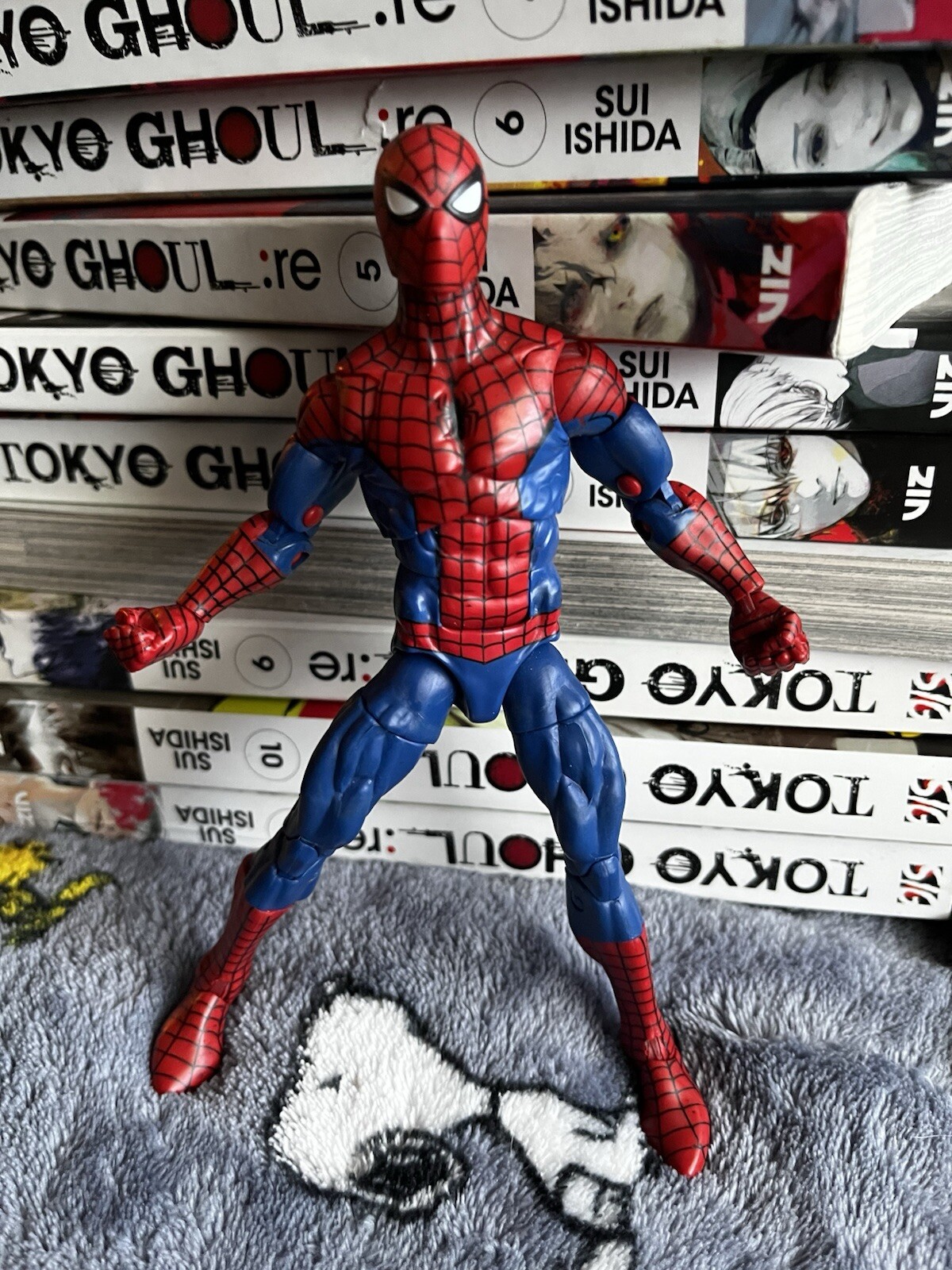 Spider-Man Retro Marvel Legends 6-Inch Action Figure