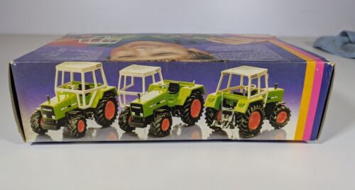 Fendt Farmer 308 LS Tractor, 1:32 Scale, New in Box. - Picture 2 of 7