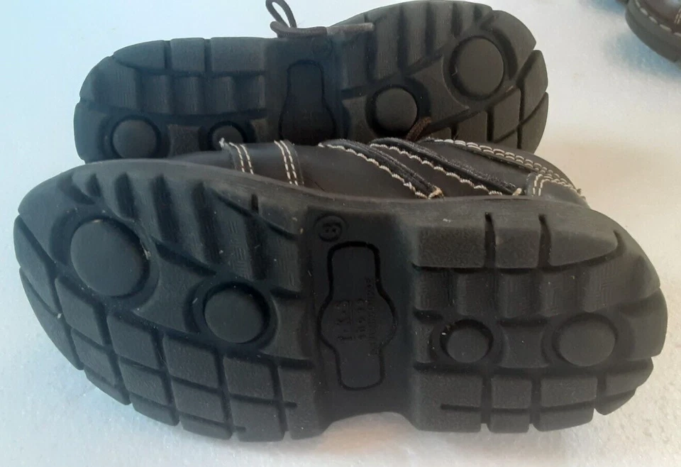 (2) TKS Arizona Jean Co. Niños Marrón Imitación Cuero Talla Barco Vestido Informal Niños 8 Foto 3 de 4