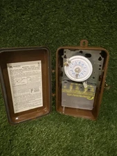 Intermatic T220 24 Hour Mechanical Dial Time Switch Pool/Land Never Been Used