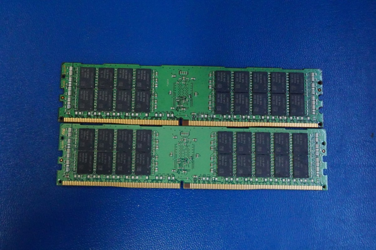 2 SAMSUNG 32GB DDR4 SERVER RAM 2RX4 PC4-2400T-RA1-11-DCO