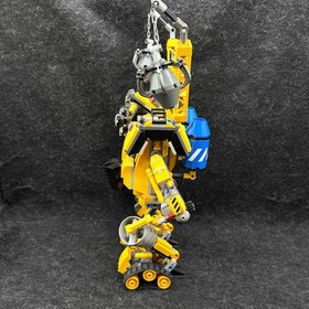 LEGO The LEGO Movie: Emmet's Construct-O-Mech 70814 w/ Minifigures