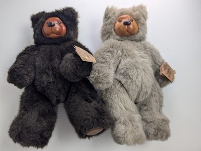 Robert Raikes Bears Set of 2   Signed Wood Face & Paws   Original Raikes