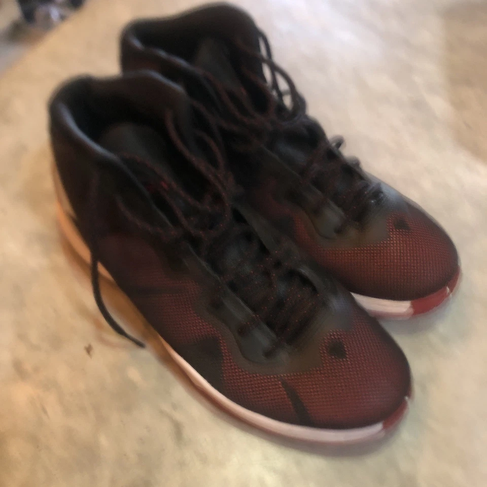 768929-002 Para hombres Nike Air Jordan Super Fly 4 Negro, Rojo y Blanco Zapatos 11.5 Foto 4 de 4