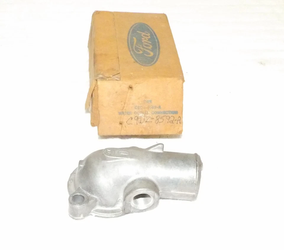 69-73 Ford Mustang Torino NOS 250 CARCASA TERMOSTATO CONEXIÓN SALIDA AGUA Foto 3 de 4