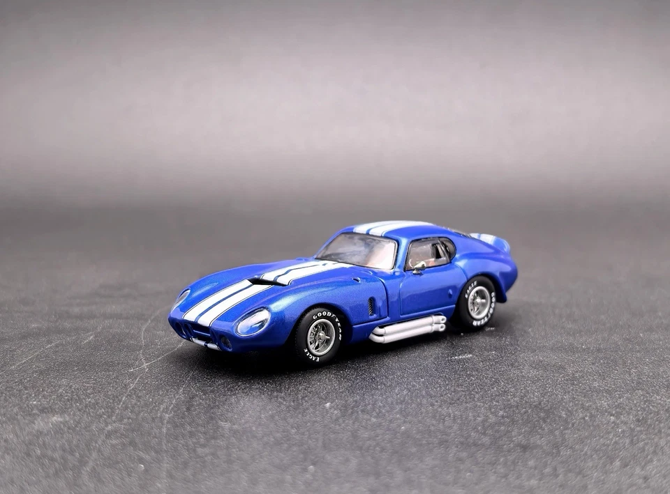Fine Works 1/64 Shelby Daytona Juguetes Diecast Modelo de Coche Capucha Abierta/Tronco Regalo Azul Foto 3 de 4