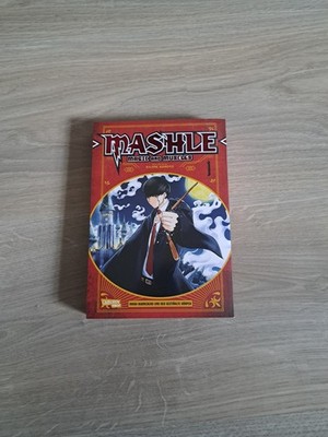 Manga Mashle Magic And Muscles Band 1 Deutsch Carlsen 1.Ausgabe