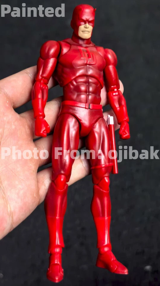 En stock CT Toys MAFEX Nº223 Daredevil versión cómic Figura de acción 6 pulgadas nueva en caja Foto 2 de 4