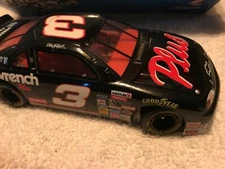 DALE EARNHARDT #3 GM GOODRENCH SERVICE PLUS 2001 MONTE CARLO 1:24 SCALE