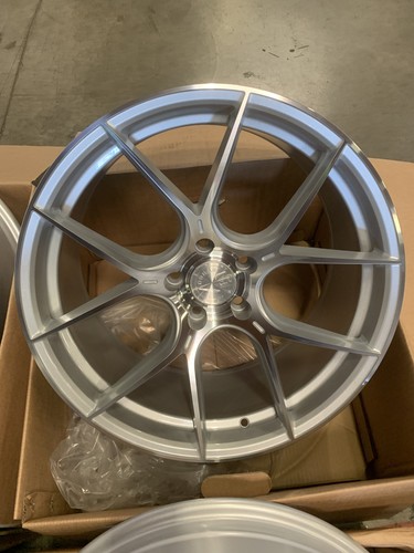 19x8.5 F +35 | 19x9.5 R +35 | Aodhan AH-11 5x114.3 Silver Wheels (Used Set) - Picture 5 of 7