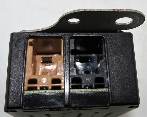 Genuine VW Golf Mk5 (03-09) Antenna radio Amplifier Module 1K6035570F 7617310015 - Picture 8 of 10