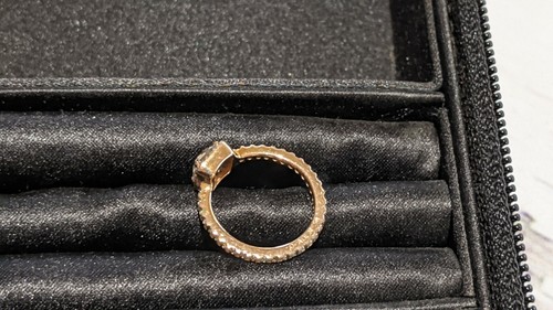 ANELLO PANDORA~TONO ORO ROSA~PIETRA QUADRATA *SENZA TEMPO* AUREOLA SCINTILLANTE (TAGLIA 50) PICCOLO - Foto 9 di 10