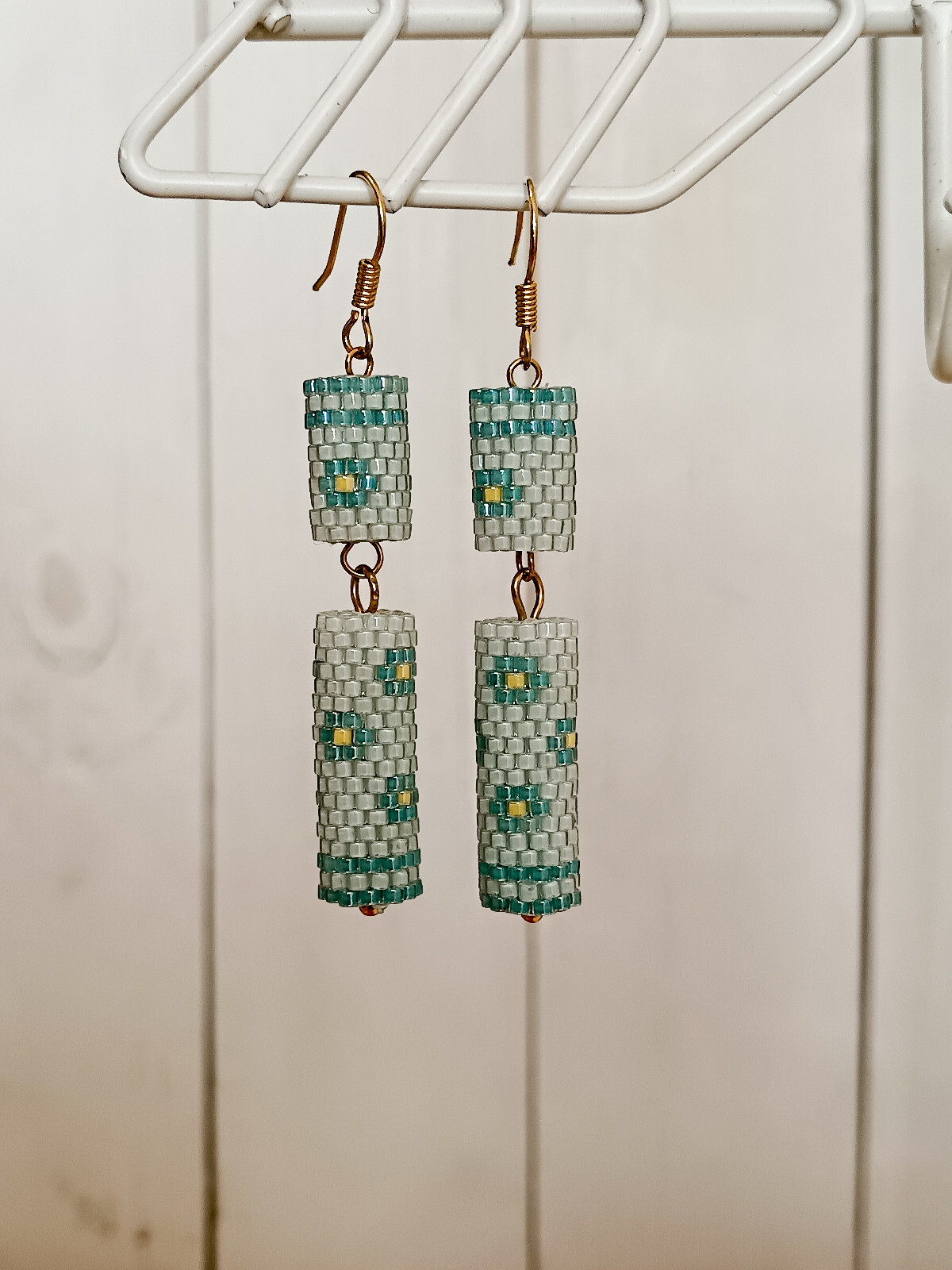 Boucles d'oreilles en perles menthe et vert eau en argent 925