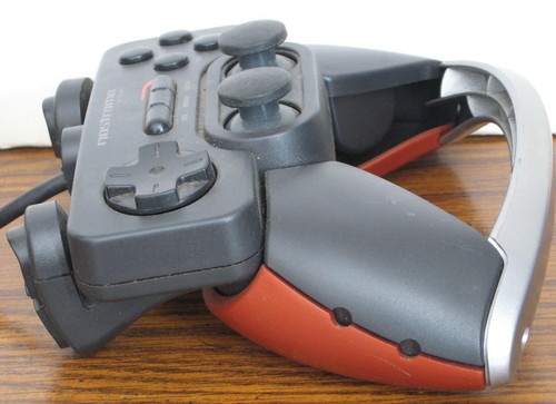 Belkin Nostromo N45 USB 13 Button Dual Analog Stick Video Game Controller Pad - Picture 4 of 6