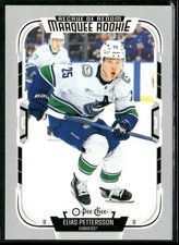 2025-26 O-Pee-Chee #564 Elias Pettersson Vancouver Canucks Rookie Hockey Card. rookie card picture