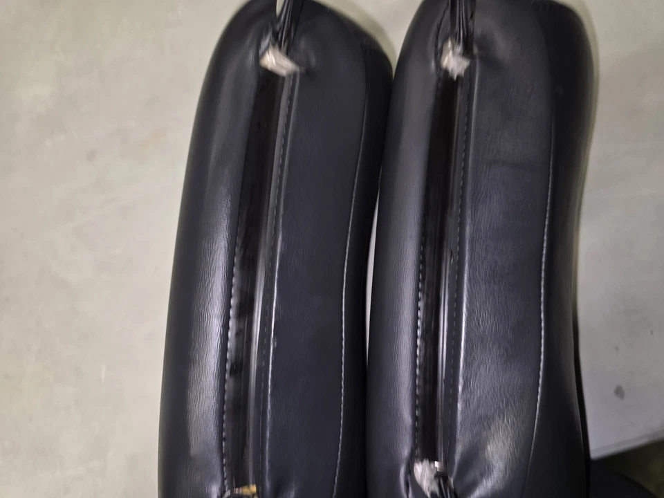 Juego de 2 reposacabezas asientos delanteros GMC Jimmy Diamond Edition CUERO RARO OEM Foto 3 de 4