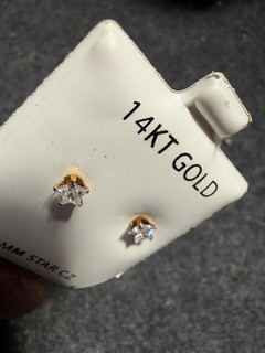 14K Yellow Gold Star Shape CZ Butterfly Back Stud Earrings 4mm scrap gold silver