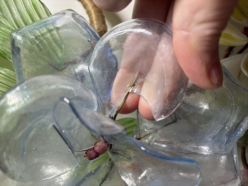 Vintage Art Glass Wired Floral Bouquet Adjustable Glass Petals And Leaves RARE - Picture 3 of 14