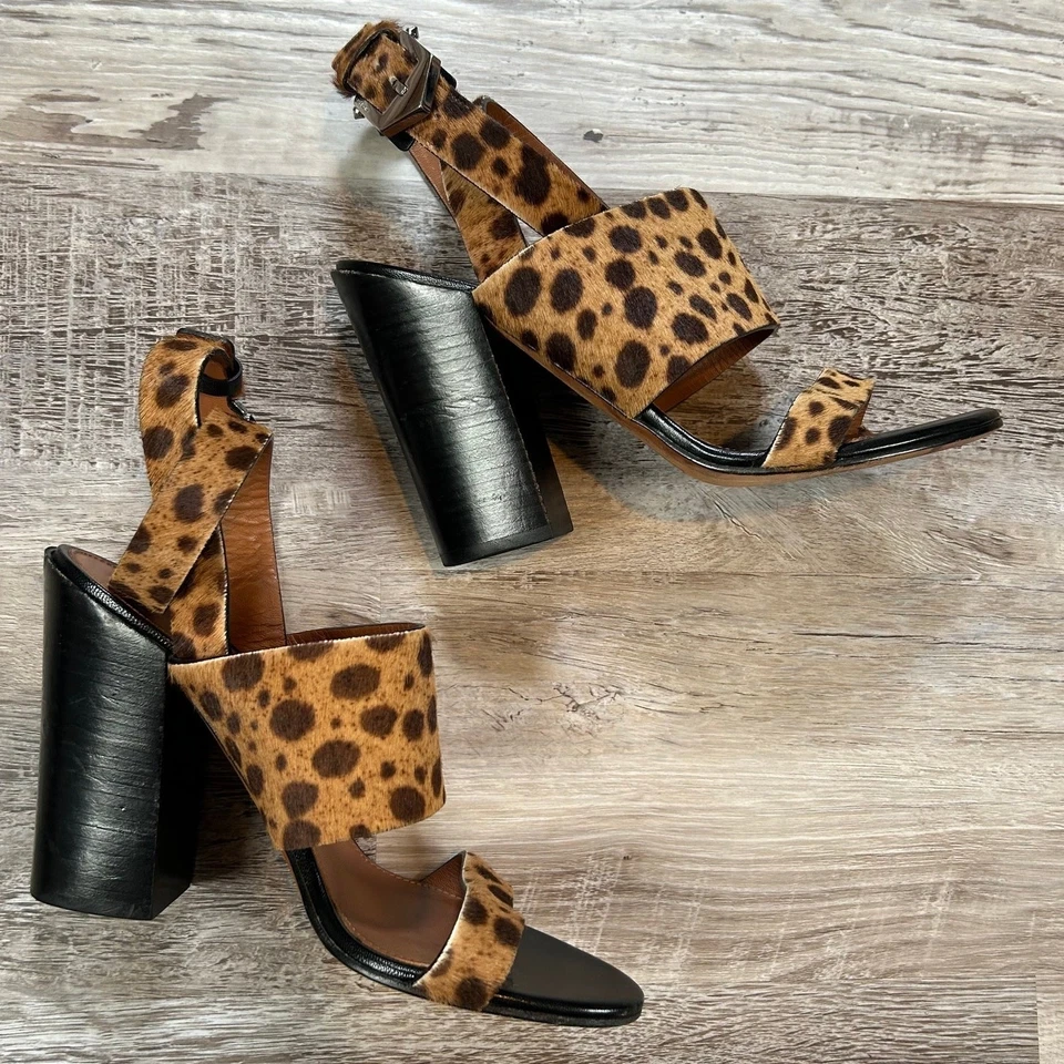 Sandalias Givenchy Leopardo Pelo de becerro Tacón Bloque 39.5 Hechas en Italia Foto 3 de 4
