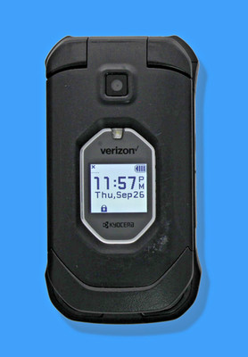VERIZON / UNLOCKED KYOCERA DURAXV EXTREME + E4811 FLIP PHONE RUGGED BLACK